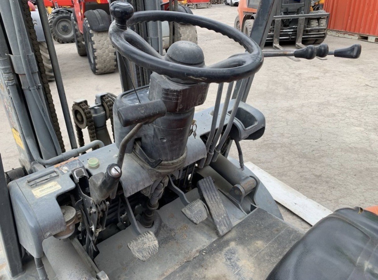 Toyota 6-FD25 1998 - photo 3