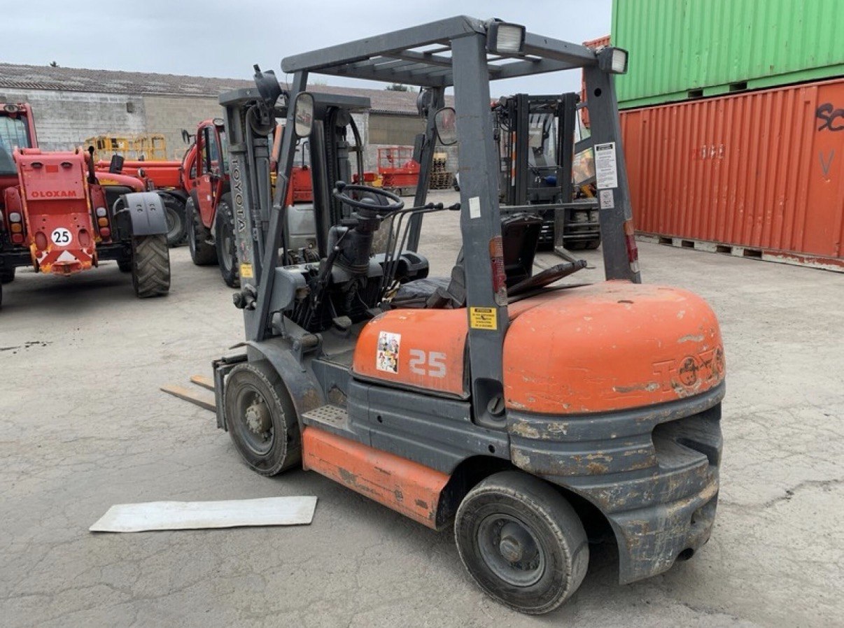 Toyota 6-FD25 1998 - photo 4